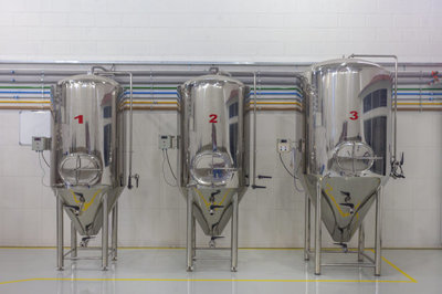 手工現(xiàn)釀酸奶與酒精飲料的融合 一場(chǎng)味覺(jué)的創(chuàng)新探索